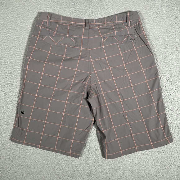 Lululemon Shorts Mens 34 Gray Plaid 5 Pocket Golf Tech Chino Casual Preppy Logo - Picture 9 of 10